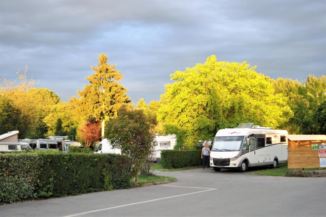 Camping Paris Beau Village Villiers-sur-Orge Exteriör bild