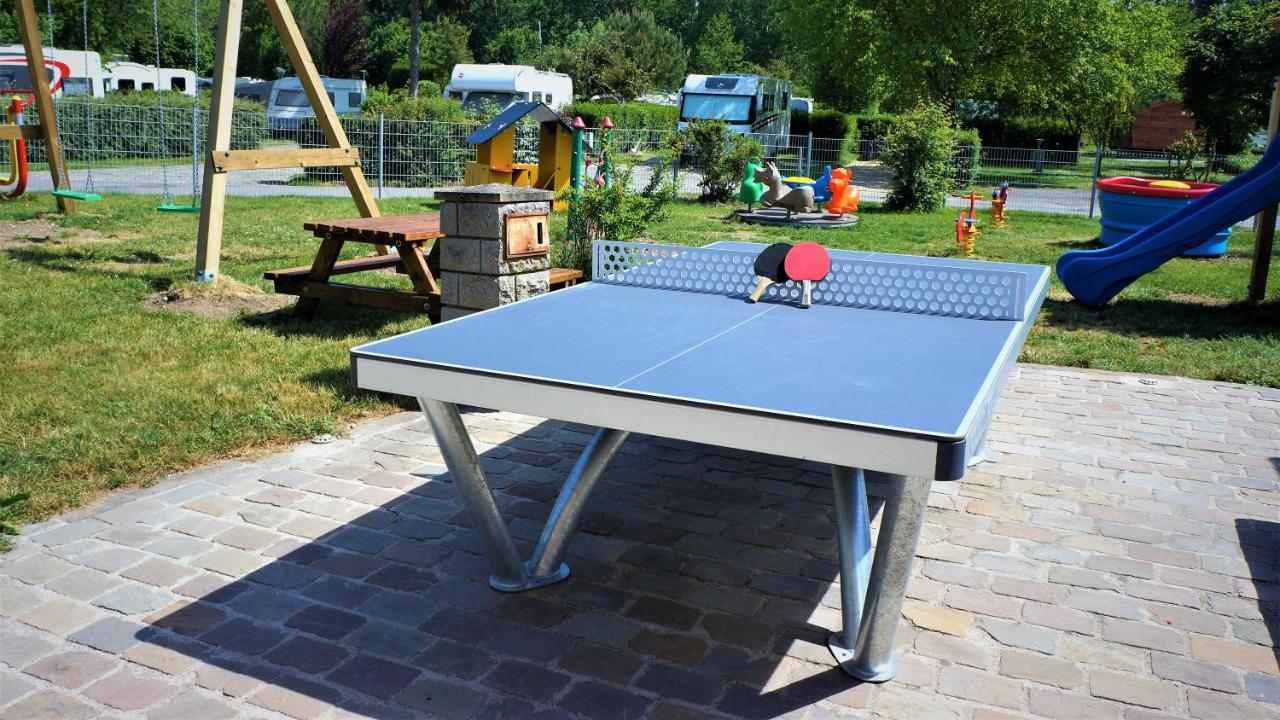 Camping Paris Beau Village Villiers-sur-Orge Exteriör bild